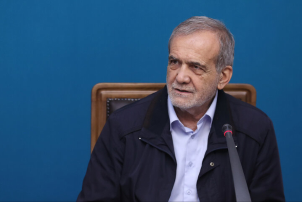 پزشکیان: تقارن عید فطر و روز «جمهوری اسلامی» نوید دهنده فردای بهتر برای ایران است