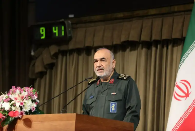 فرمانده کل سپاه پاسداران: بعضی‌ها انتظار دارند که ما به جای ارتش سوریه می‌جنگیدیم
