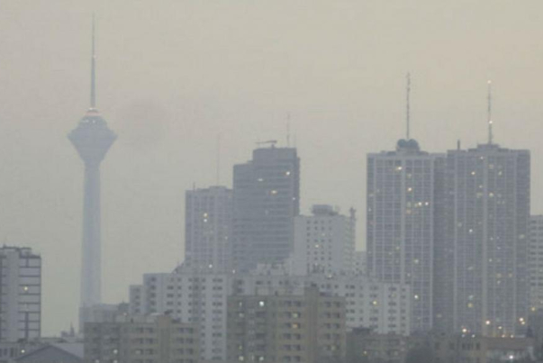 [组图] 伊朗首都德黑兰空气污染严重放假4天