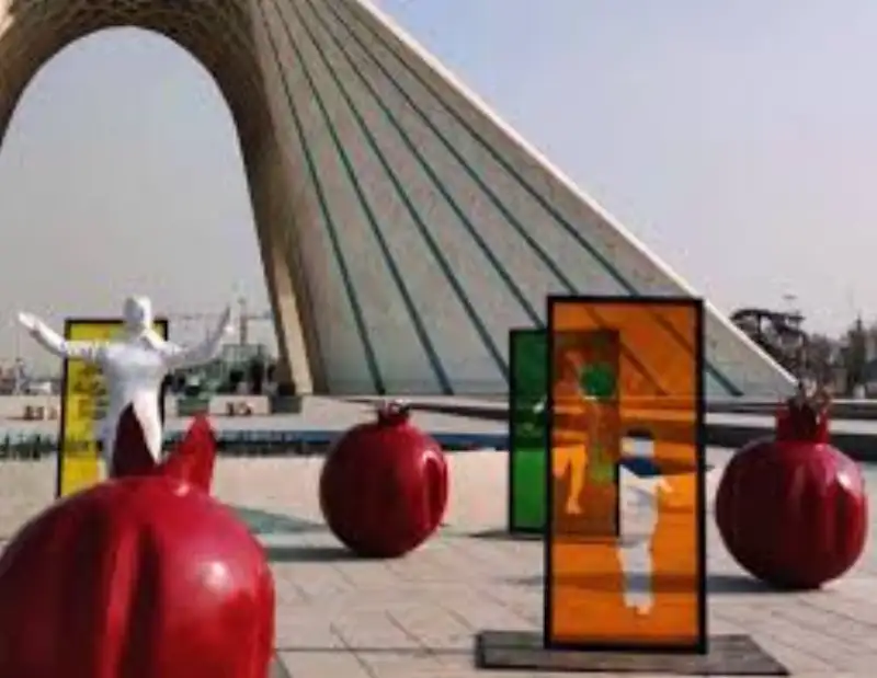 برپایی جشنواره «هنر ایران زمین» به مناسبت یلدا در برج آزادی+ جزئیات