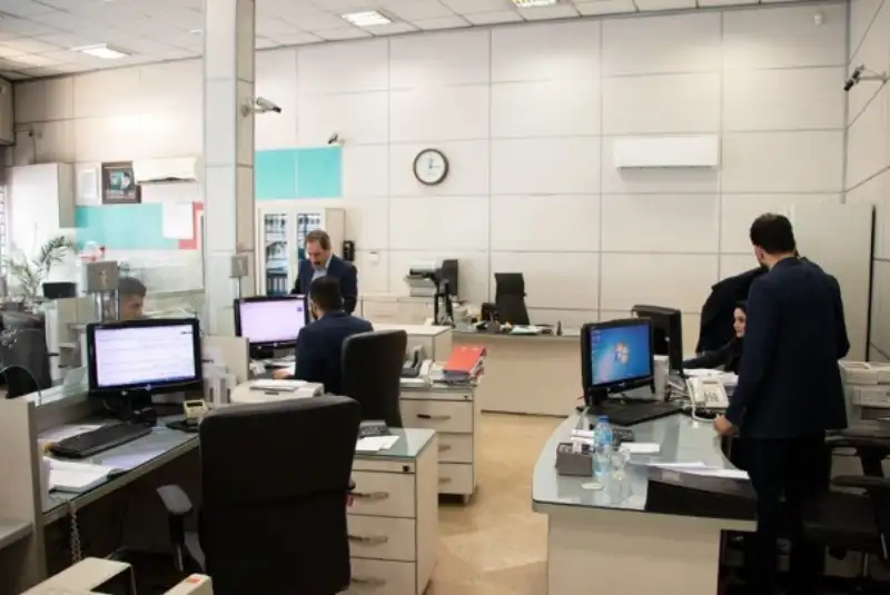 ادارات و مدارس استان تهران شنبه دایر است
