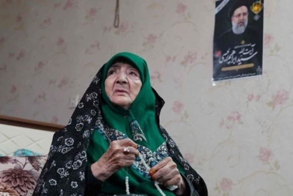 دیدار استاندار خراسان رضوی با مادر شهید رییسی