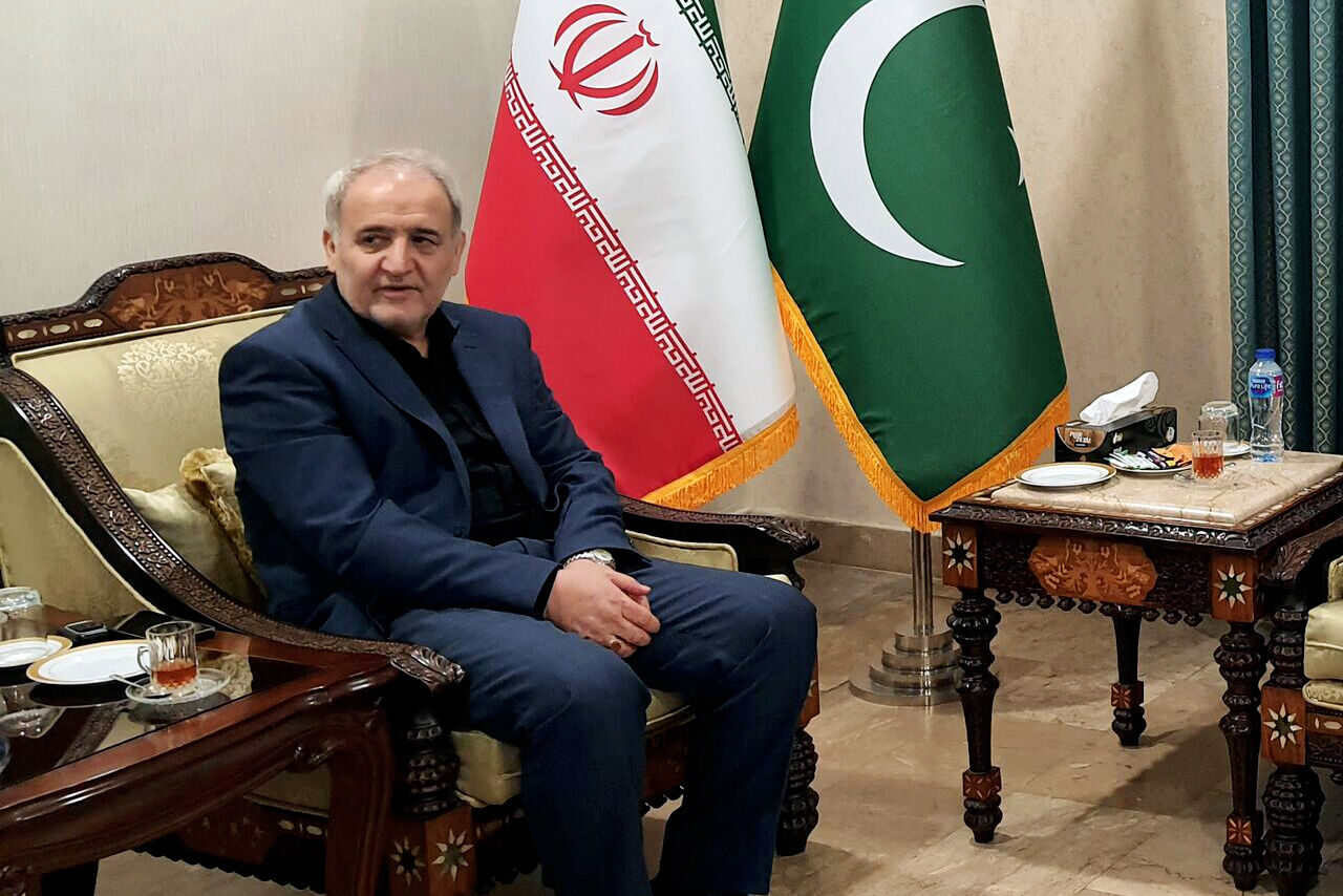 Iran envoy condole with Pakistan over martyrdom of 16 security forces