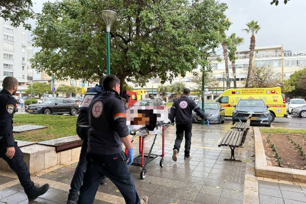 מתנחלת נהרגה בפיגוע דקירה בהרצליה, סמוך לתל אביב.