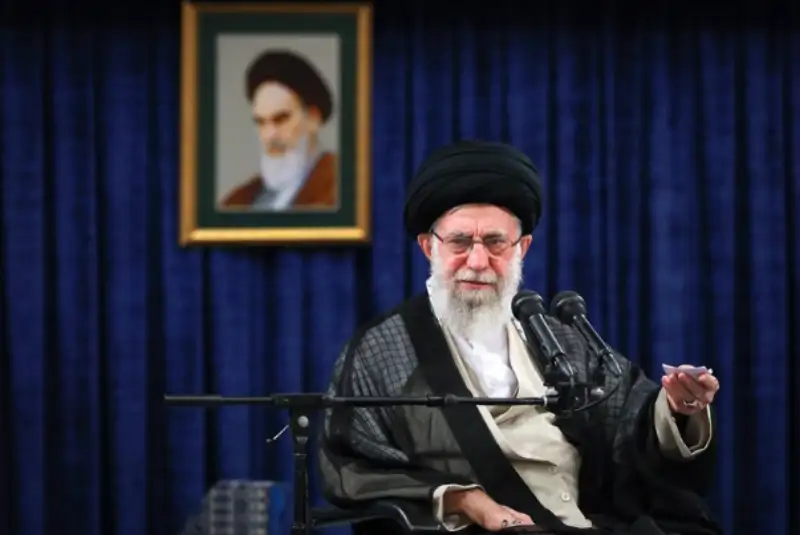 دعوت امام خامنه‌ای برای تحقیق و نوشتن درباره امام جواد، امام هادی و امام عسکری (ع)