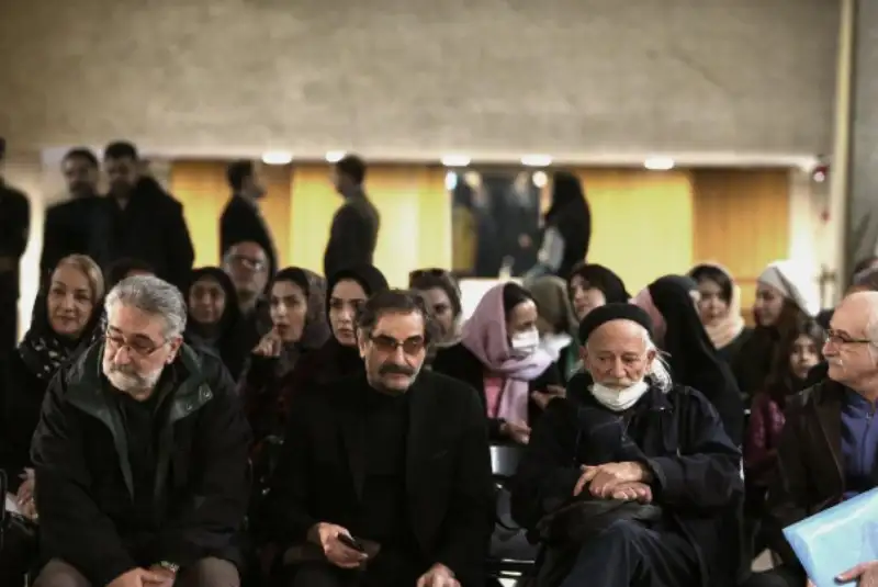 حواشی ورود شهرام ناظری به برج آزادی/ناظری: تصویربرداری نکنید