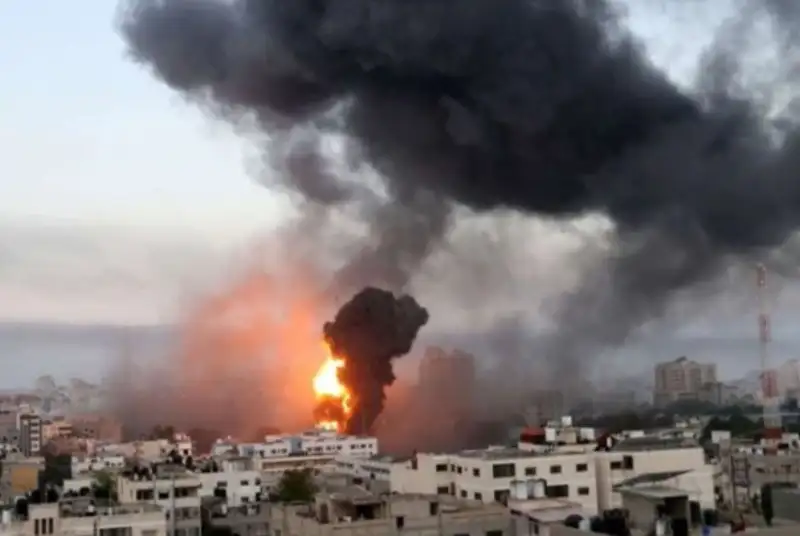 ادامه حملات به غزه با وجود اعلام آتش‌بس