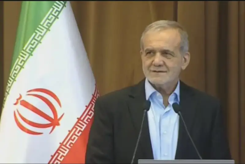 پزشکیان: برای اصلاح جهان اول باید خودمان را اصلاح کنیم