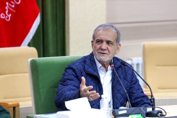 پزشکیان:همه تلاش خود را برای عملی کردن شعارسال بکار می‌گیریم