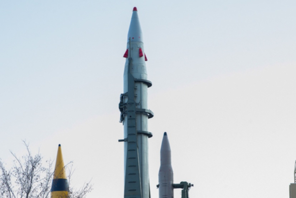 Баллистическая ракета «Этемад» была представлена