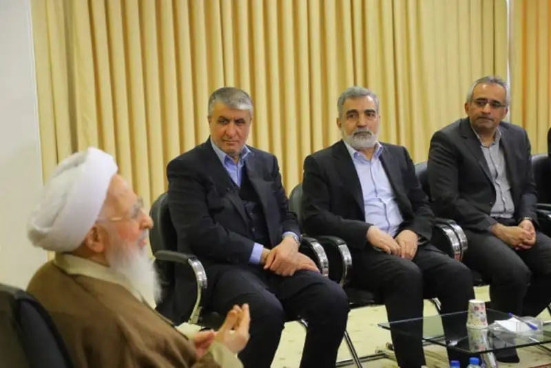 دیدار رییس سازمان انرژی اتمی با علما و مراجع عظام تقلید در قم