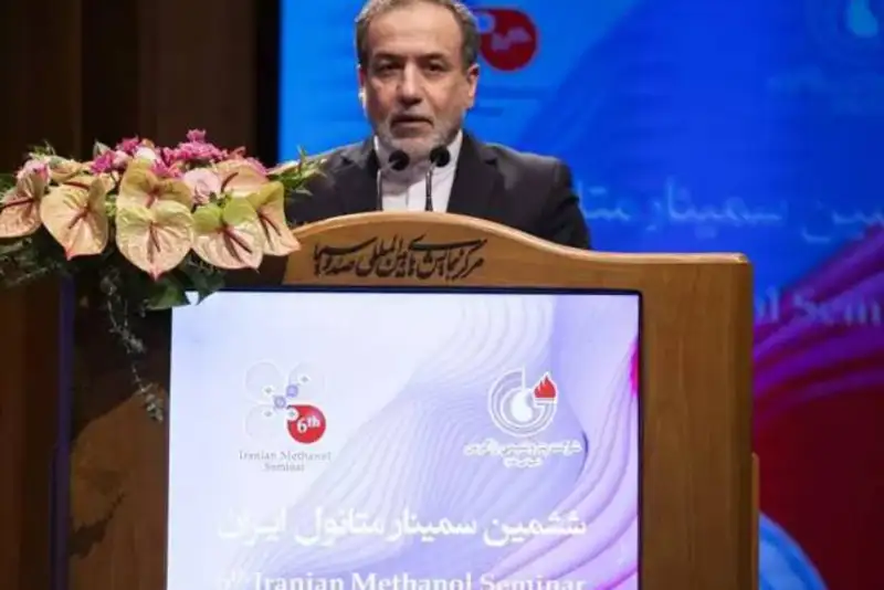 عراقچی: هرگز در موضع ضعف پای میز مذاکره نمی‌رویم