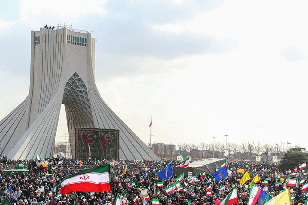 برپایی راهپیمایی22 بهمن فردا در کشور/پوشش مراسم با حضور 7200 خبرنگار و عکاس داخلی و خارجی