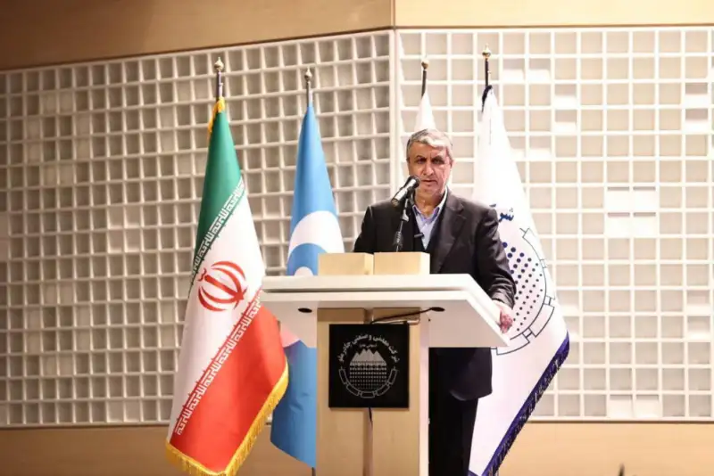اسلامی: گسترش تعامل بخش دولتی و خصوصی منجر به توسعه اقتصاد معدن می‌شود