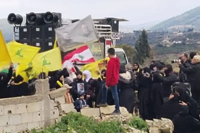 اهالی جنوب لبنان در اعتراض به سفر معاون فرستاده ترامپ تجمع کردند