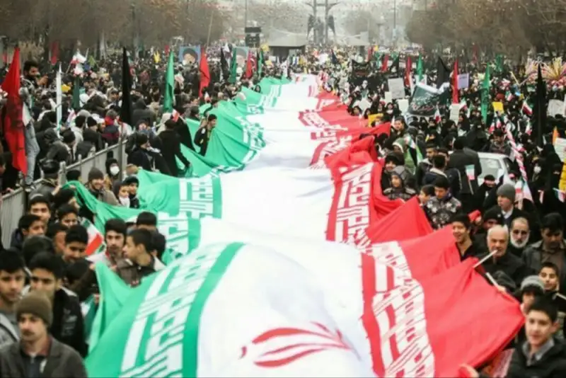 انتشار قطعنامه راهپیمایی 22 بهمن 1403/ رئیس‌جمهور: با حضور مردم خواب دشمنان تعبیر نمی‌شود