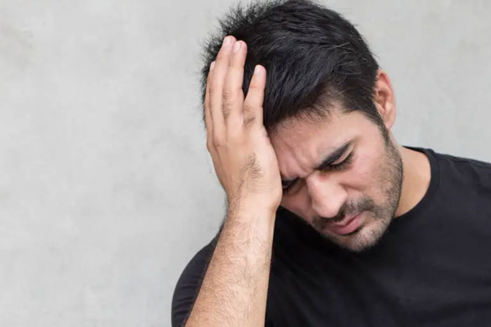 از هر 7 نفر در کشور یک نفر به میگرن مبتلا می‌شوند