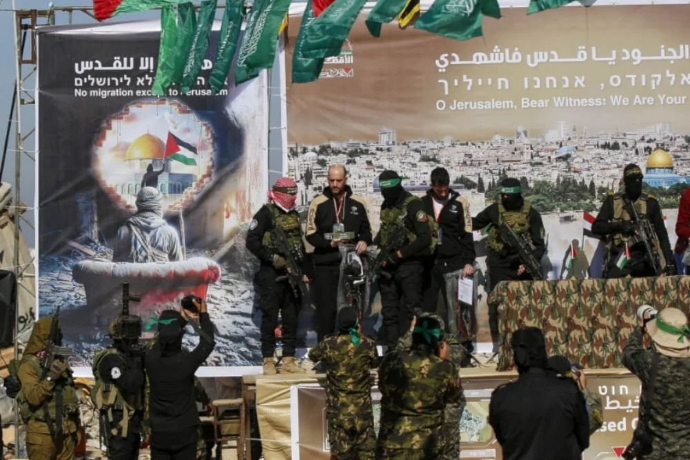 תקשורת ישראלית: תעמולת חמאס וגדודי אלקודס במנה השישית היא אצבע בעין של "ישראל"