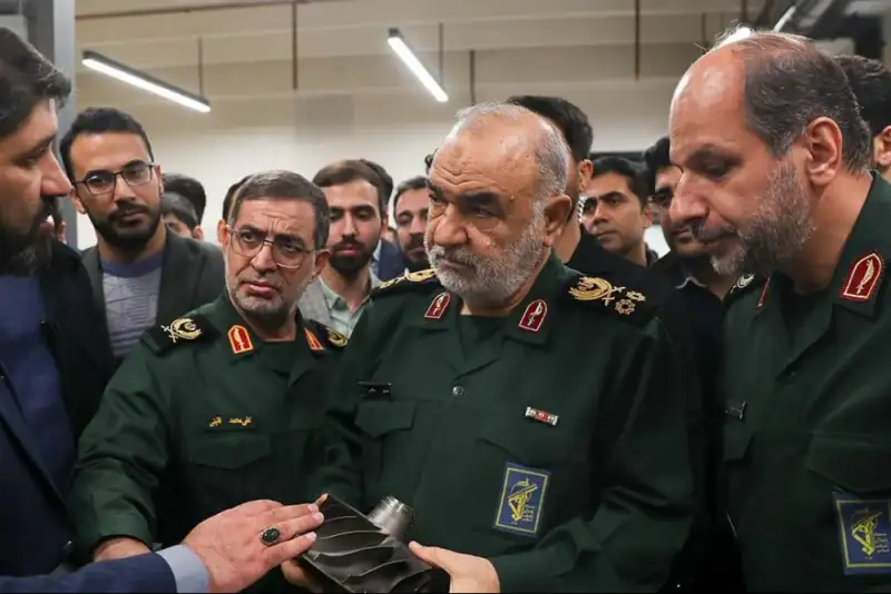 سرلشکر سلامی: ساخت خودروهای پیشرفته برای سپاه بسیار راحت است