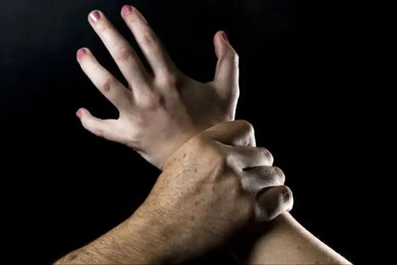 عامل آزار و اذیت زن جوان در تهران دستگیر شد