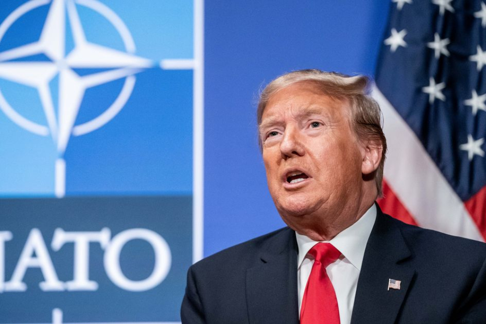 НАТО находится на грани краха; Трамп угрожает будущему западного военного альянса!