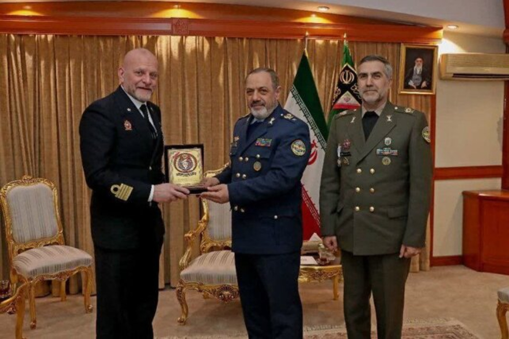 دیدار دبیرکل سیزم با وزیر دفاع ایران
