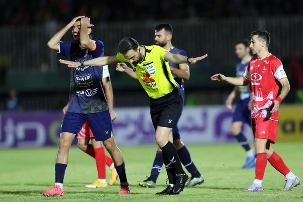 پخش زنده دیدارهای استقلال و پرسپولیس