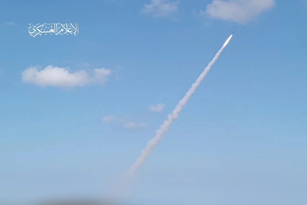 גדודי קסאם מפציצים את תל אביב ברקטות M90 בתגובה למעשי הטבח הישראליים בעזה