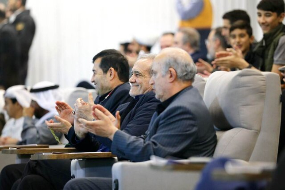 کدامیک از رئیسان جمهور به ورزشگاه آزادی رفتند؟