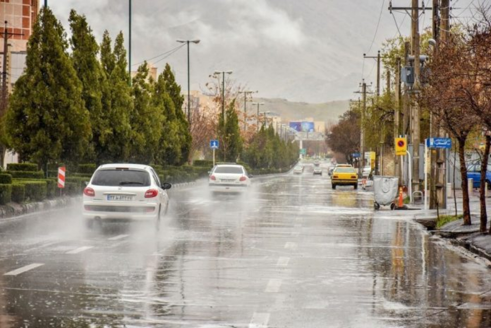 اطلاعیه هواشناسی استان تهران ؛ باد و باران و کاهش دما در سه روز آینده