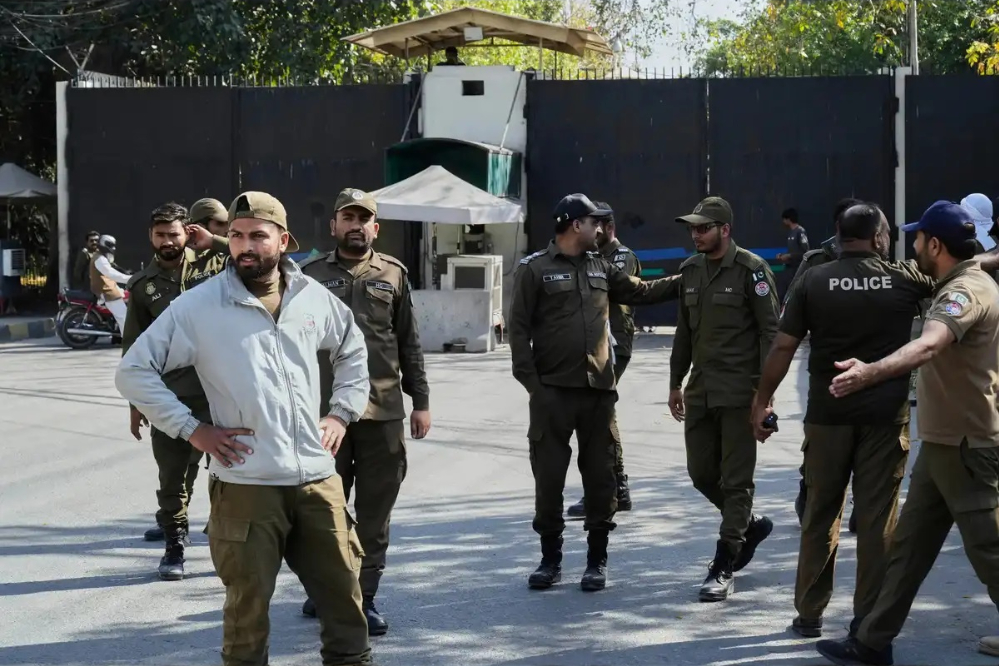 کشته شدن 10 غیرنظامی در عملیات «ضدتروریستی» پاکستان