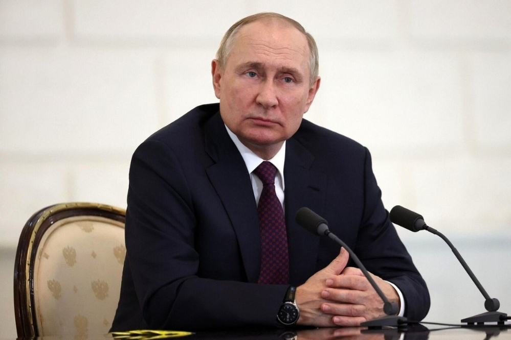 Путин поздравил мусульман с Ураза-байрамом
