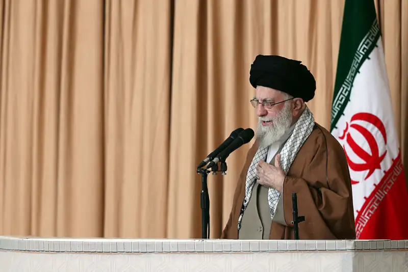 بازتاب بیانات رهبر معظم انقلاب در خطبه‌های نماز عید فطر در رویترز