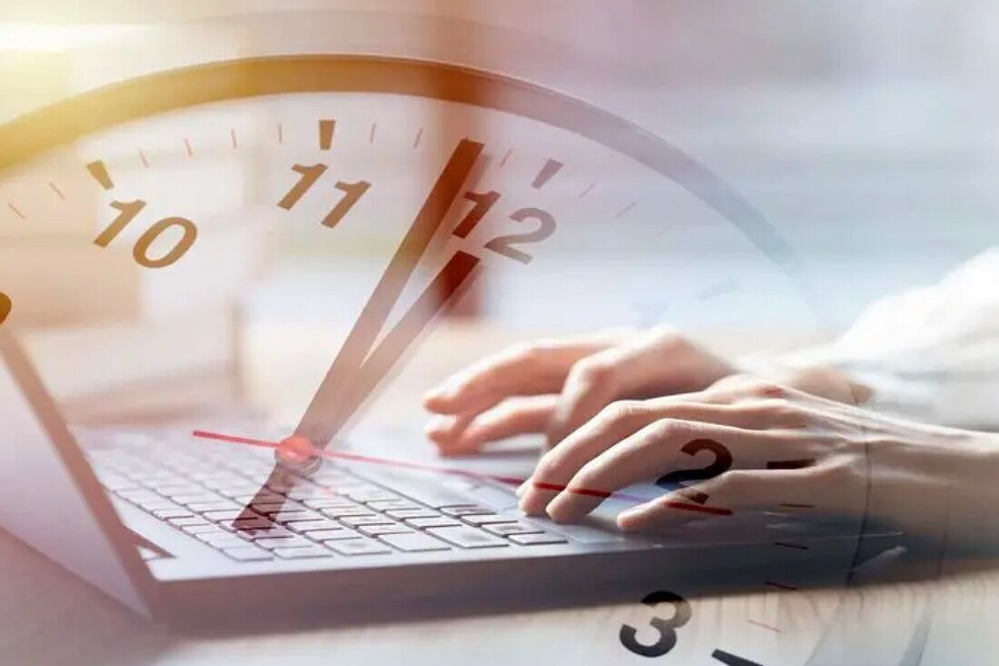 تفیض اختیار ساعت کاری کارمندان به رؤسای دستگاه‌ها و استانداران