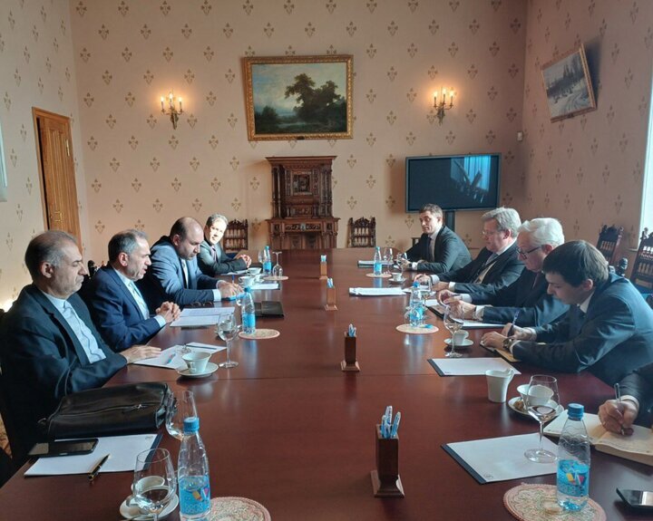 Iran, Russia deputy foreign ministers discuss nuclear program