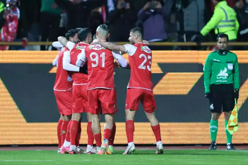 چه خبر از لیست نقل و انتقالات پرسپولیس