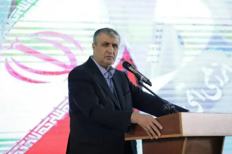 اسلامی: امروز وارد فاز  طلایی توسعه صنعت هسته‌ای می‌شویم