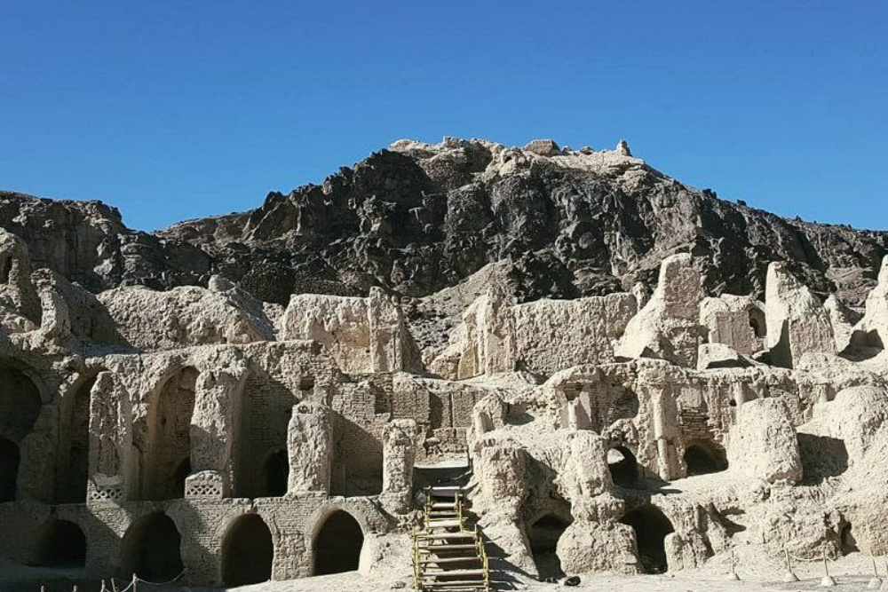 伊朗城市的旅游景点介绍（2）/ 阿巴代