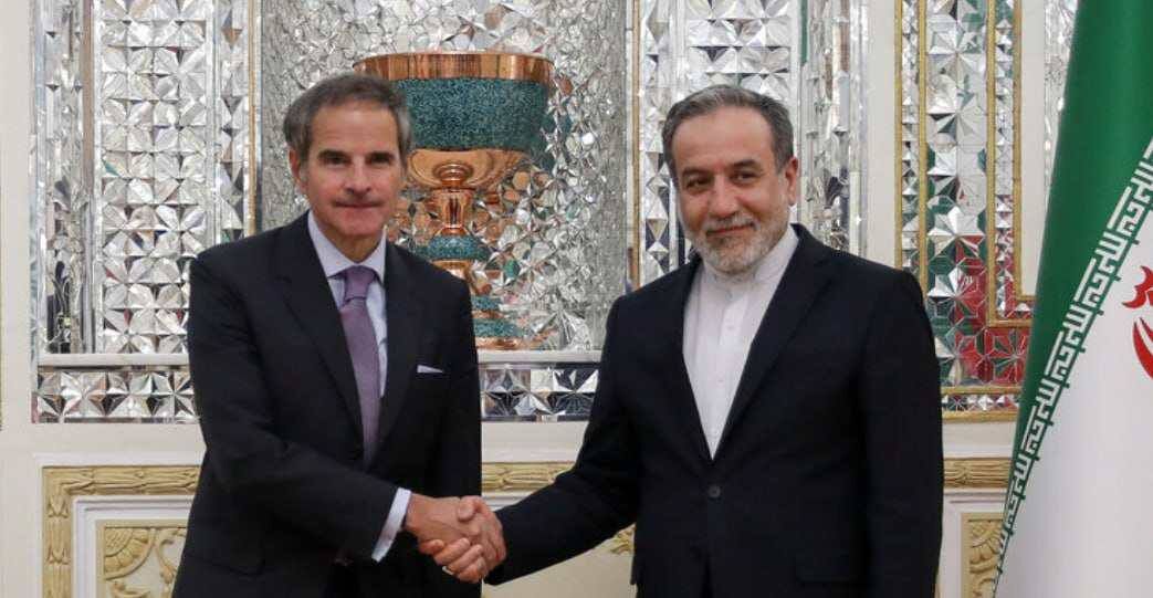 Foreign minister meets visiting IAEA chief