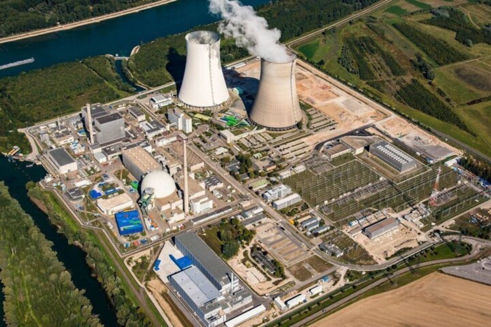 إطلاق محطات الطاقة المتجددة باستطاعة 5000 ميغاوات