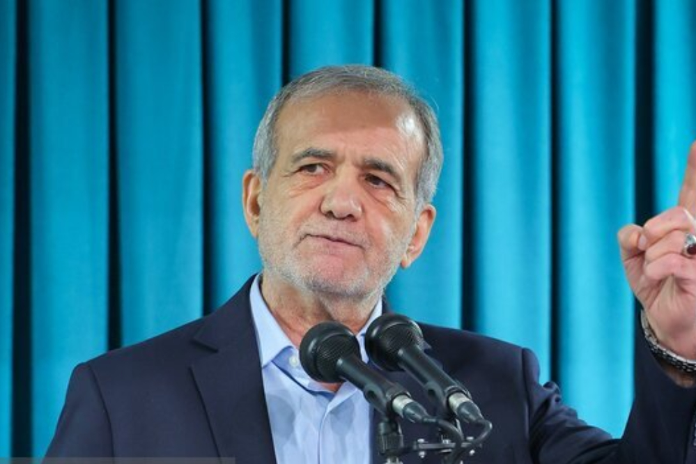 الرئيس الإيراني: مستعدون لتوسيع العلاقات مع أفريقيا في كافة المجالات