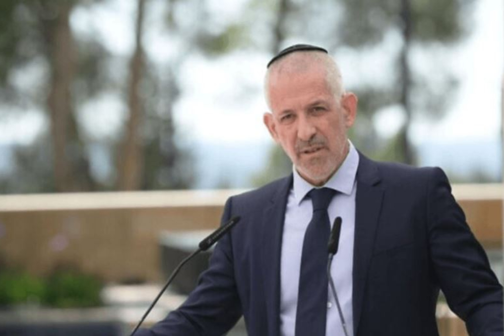 ממשלת ישראל מבטלת את ההחלטה לפטר את ראש השב"כ לאחר שהאחרון הודיע ​​על התפטרותו מרצונו.