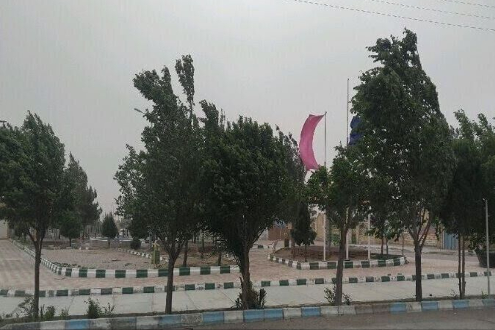 احتمال وزش باد شدید در تهران تا ساعات آینده