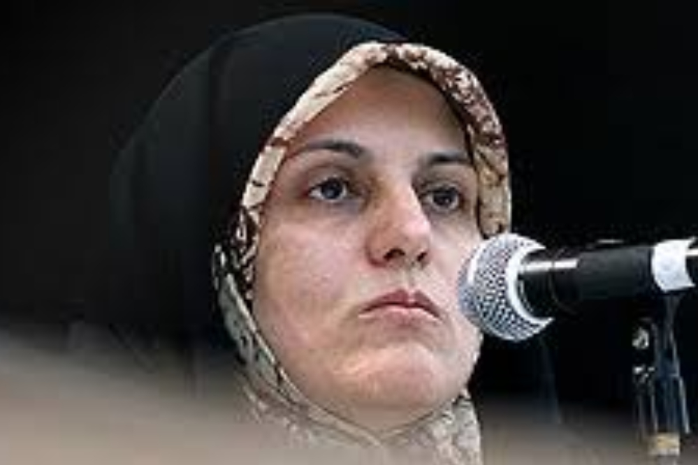 آتش در میانه جنگ و جشن
