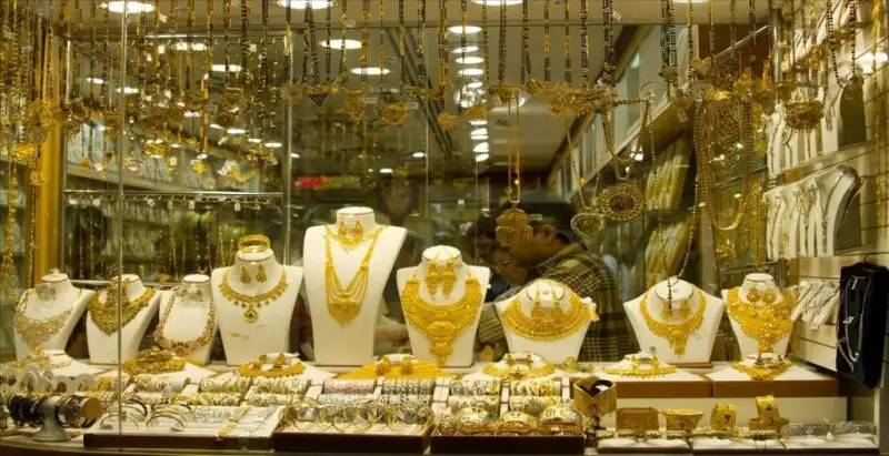 ثبات در بازار طلای ایران همزمان با جهش جهانی قیمت