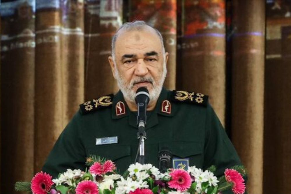 اللواء سلامي: قوات حرس الثورة لن تتراجع ابداً أمام الأعداء