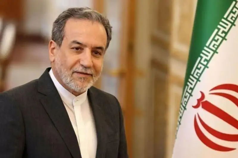 عراقچی: اغراض سیاسی برای تغییر نام تاریخی خلیج فارس، توهین به همه ایرانیان است