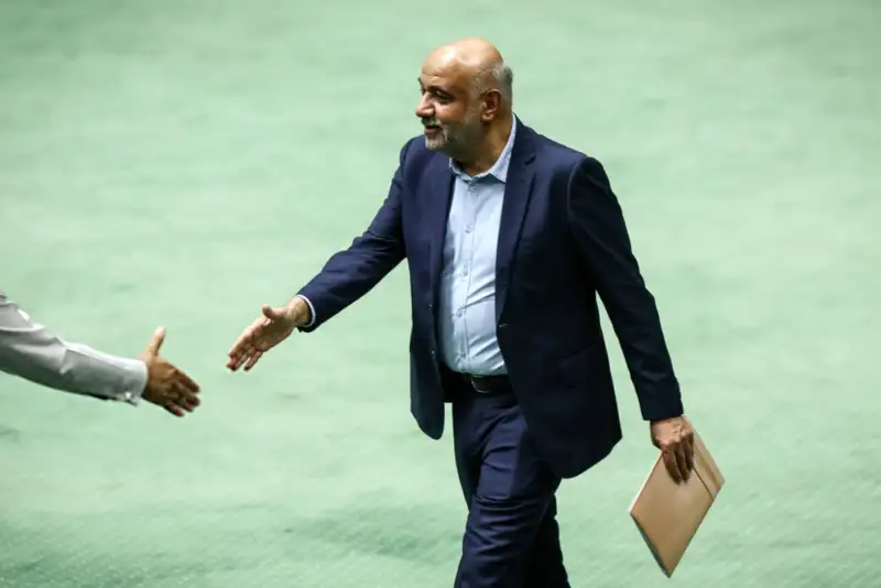 دفاع جنجالی میدری در صحن بهارستان؛ چرا نباید بازرس به فولاد خراسان بفرستم؟