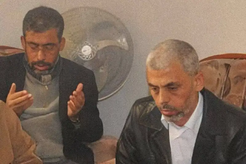 زکریا السنوار به برادر شهیدش پیوست