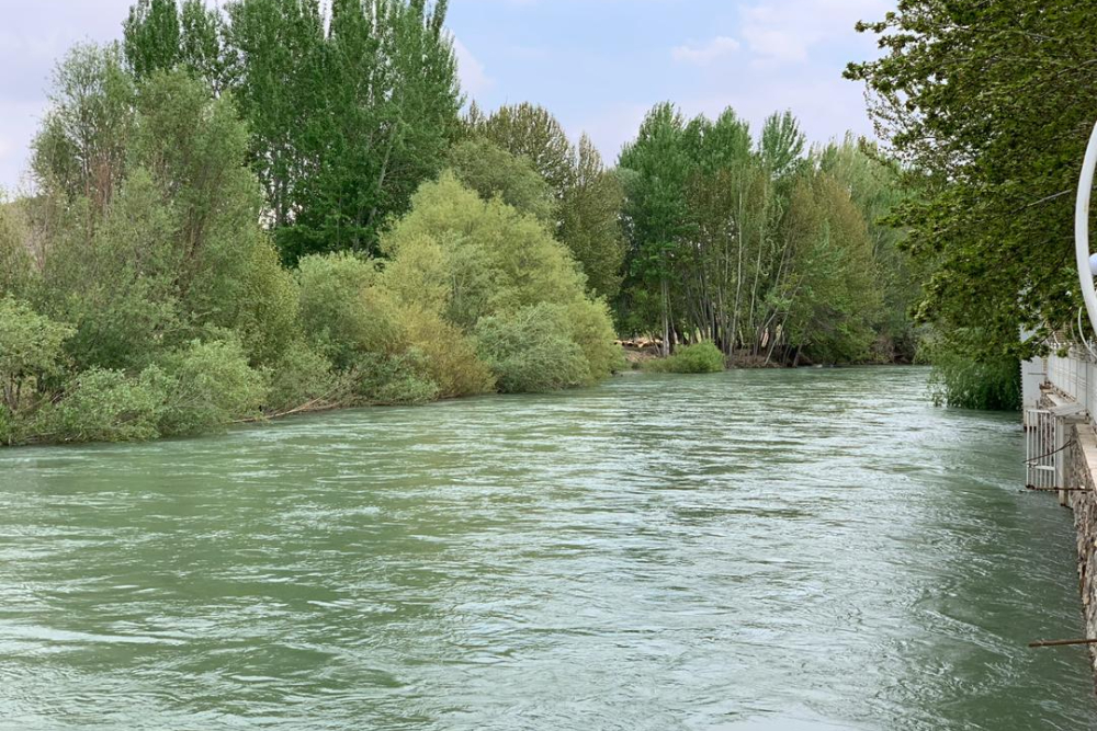 Introduction to Tourist Attractions of Iranian Cities
